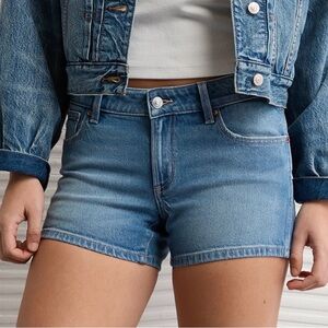 American Eagle Stretch Low-Rise Perfect Midi Short, Size 6, BNWOT